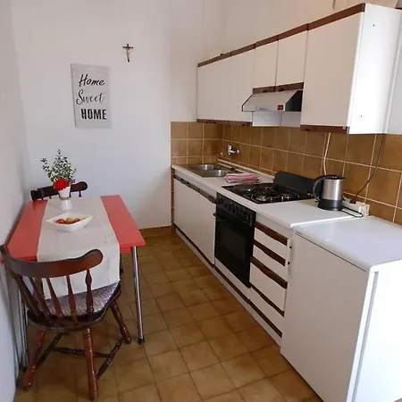 With A Parking Space Njivice, Krk - 21726 Apartman *