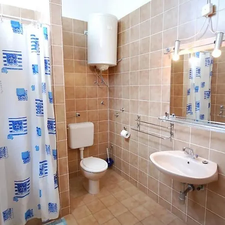 With A Parking Space Njivice, Krk - 21726 Apartman