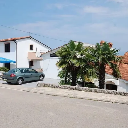 Apartment With A Parking Space Njivice, Krk - 21726