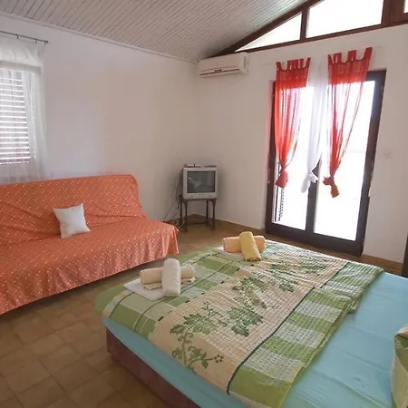 With A Parking Space Njivice, Krk - 21726 Apartment *